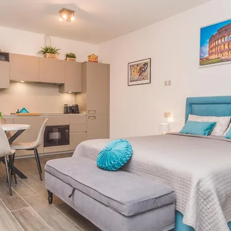 The Rabbit Hole * Rom